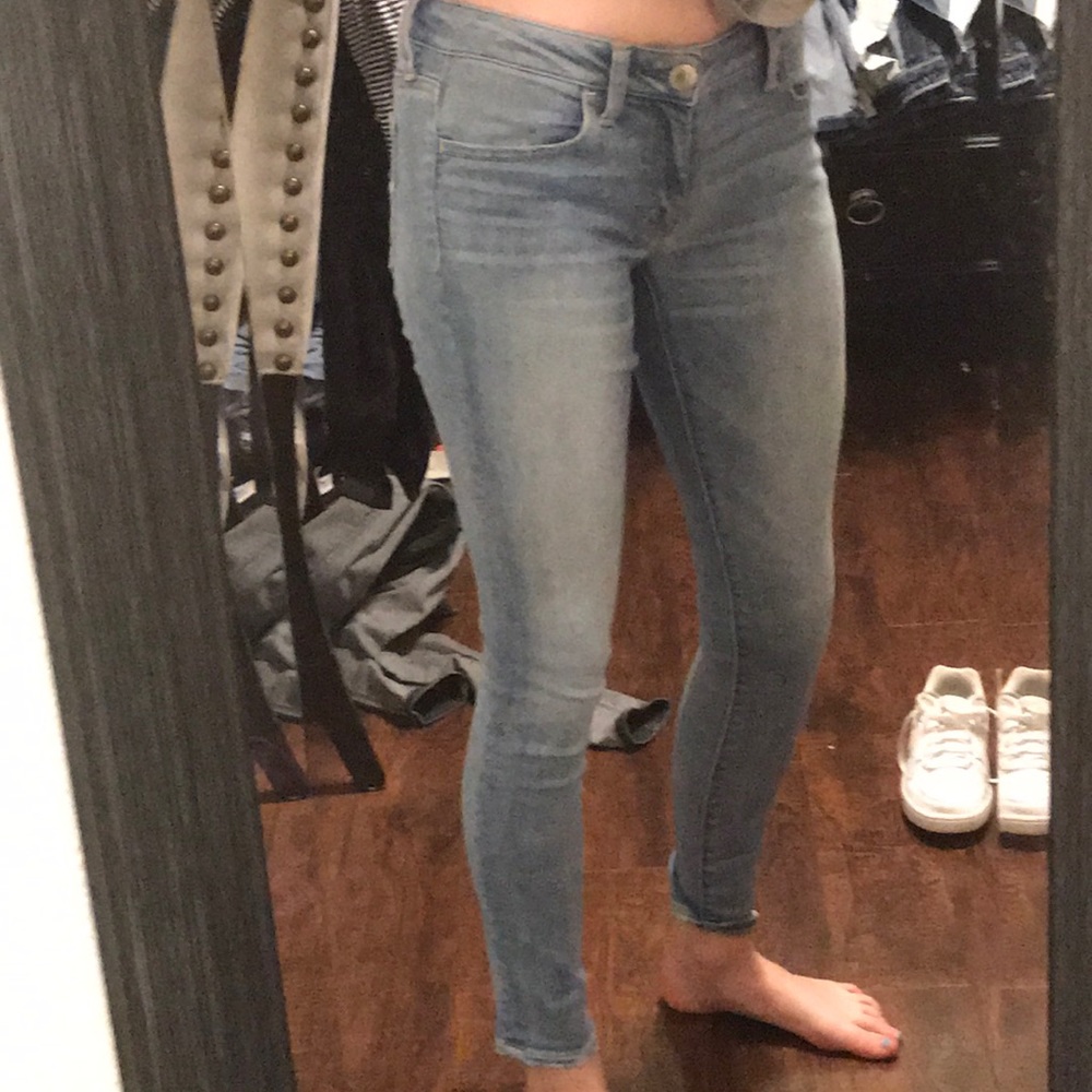 Light washed AE Jeans